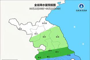 替补表现不错！诺克斯半场8中4得到10分2助攻1抢断